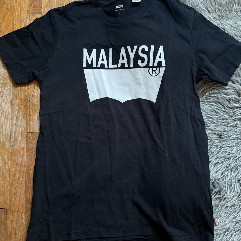Levi's Black and White Graphic Tee